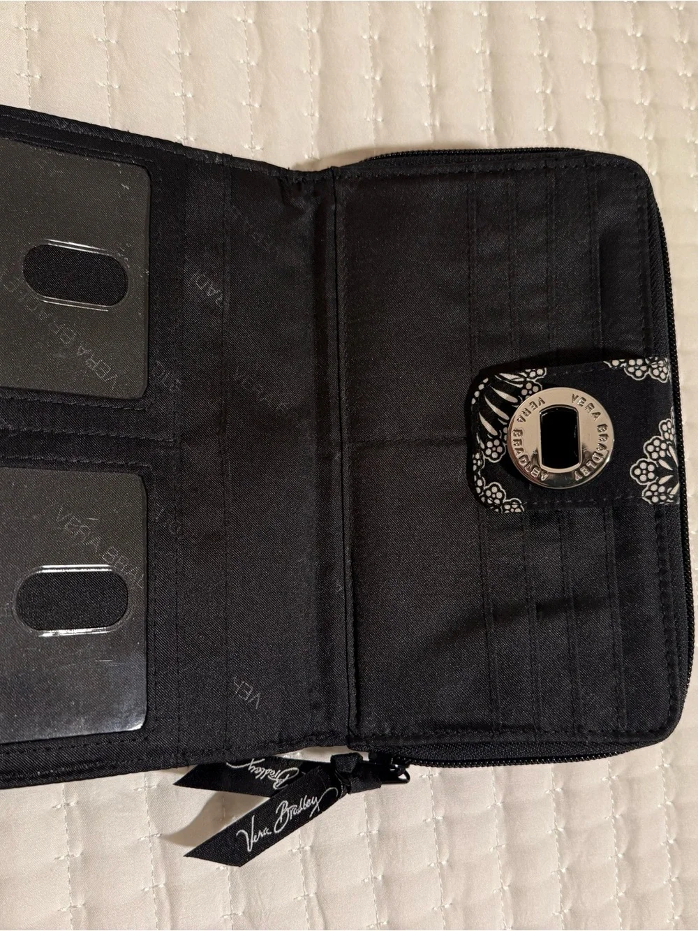 Vera Bradley retired Black & White Paisley-Print Wallet Wrislet with Turn-Lock - Picture 4 of 5